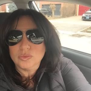 Meet your Posher, Cindi